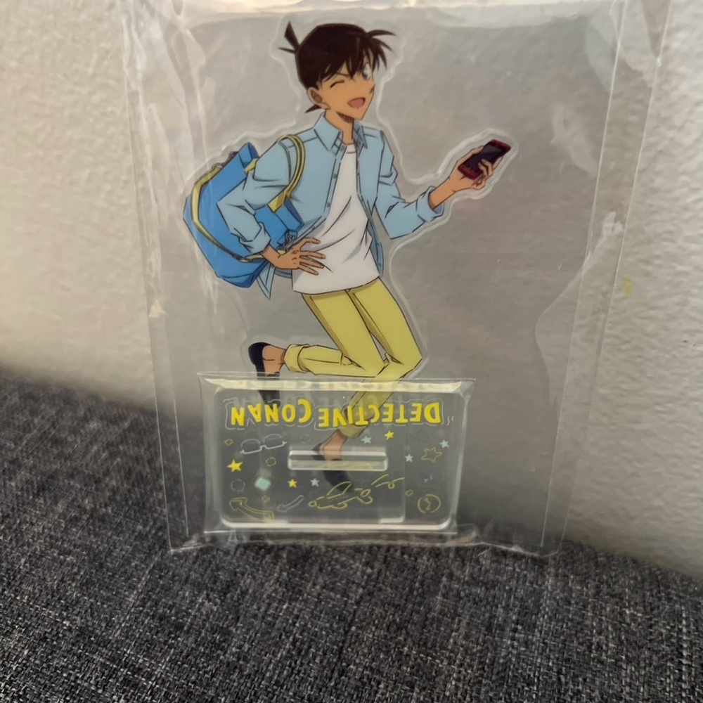Detective Conan Acrylic Standee with Phone Accessory